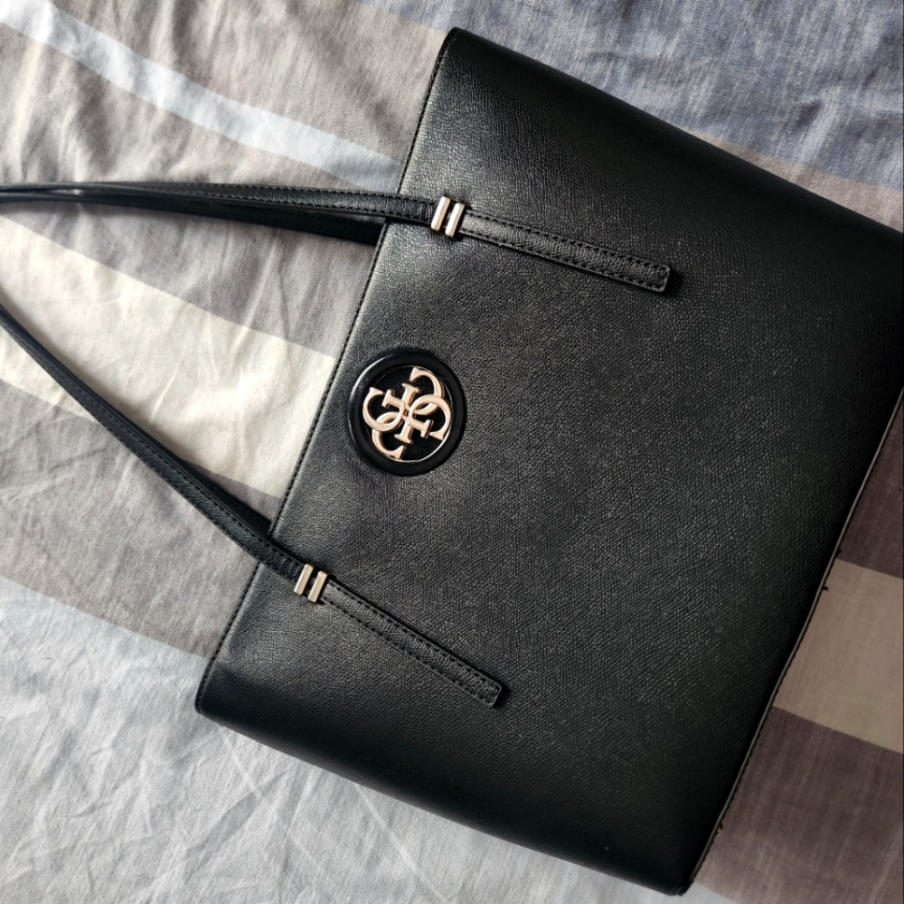 Guess Leather Purse